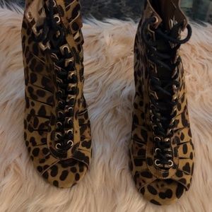 Women shoes